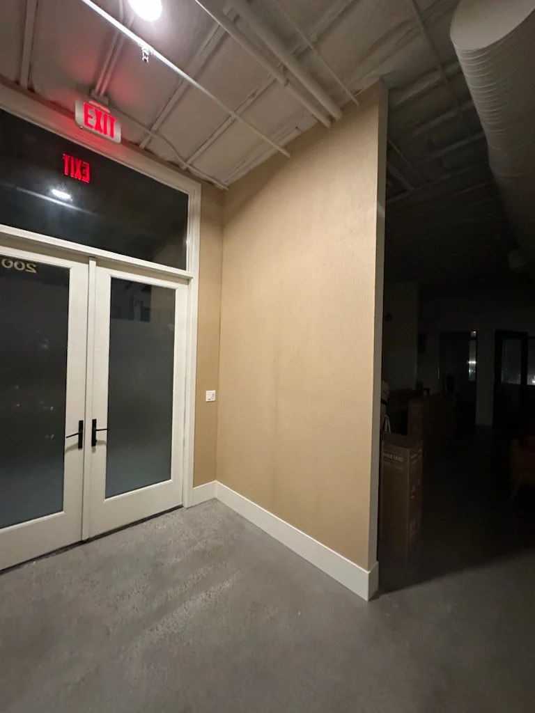 Wallpaper installation in Northridge, Los Angeles